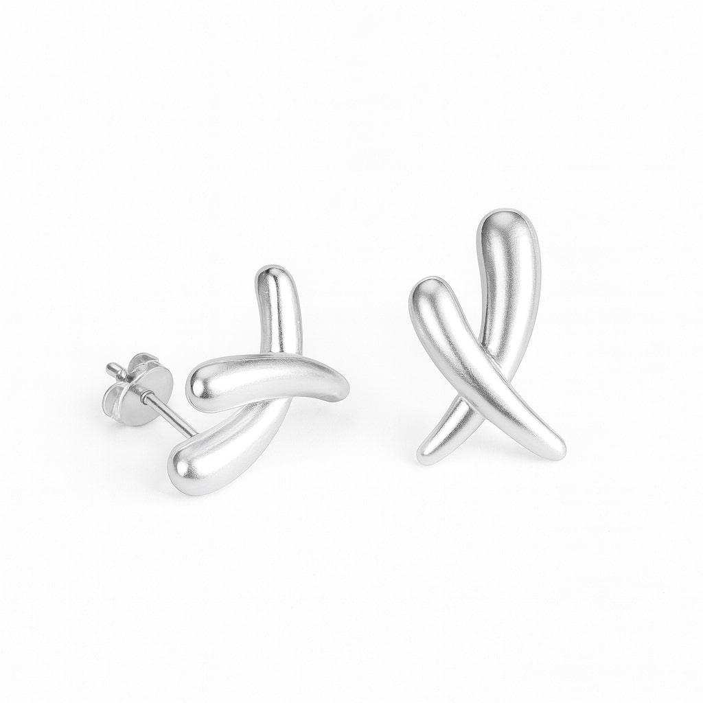 Elegant Cross Stud
