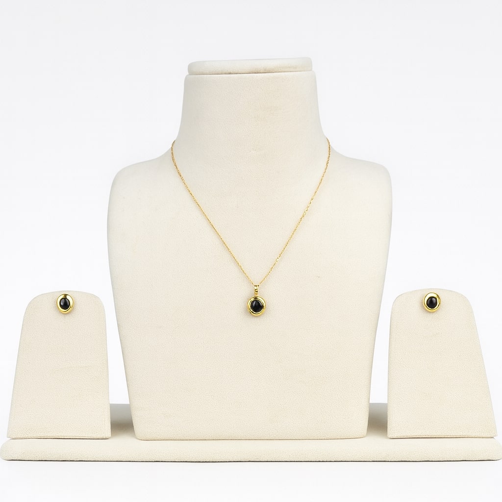 Black & Golden Oval Pendant Set