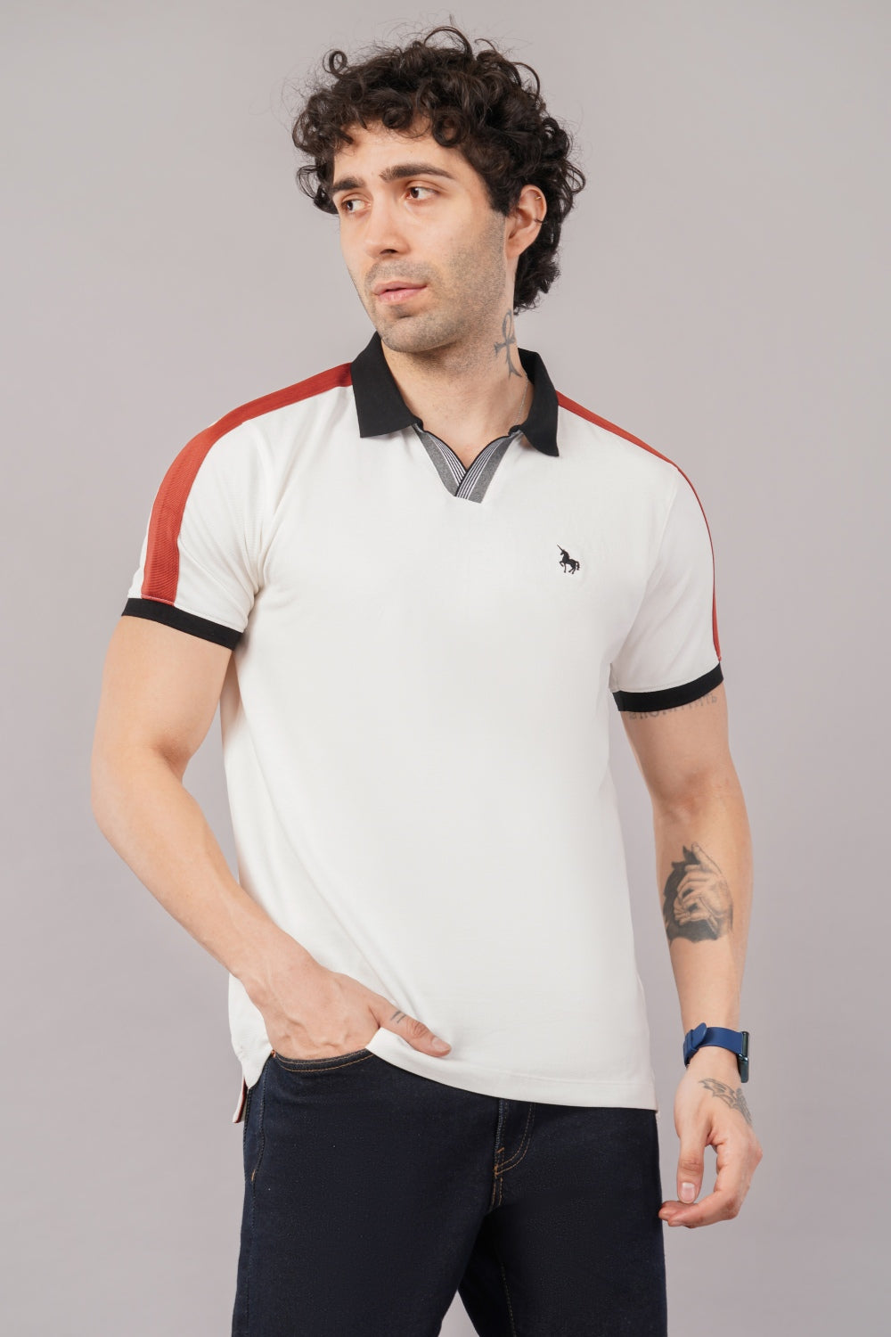Van Heusen Solid White Rust Shoulder Design Half Sleeve Polo T-shirt