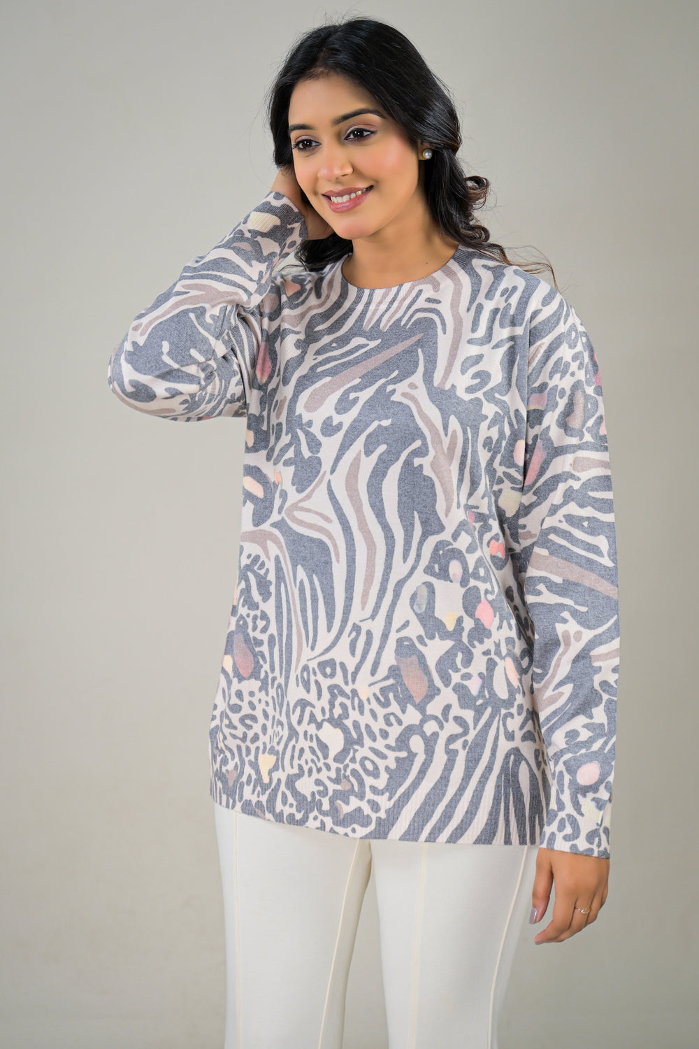 Soul Armor All-Over Abstract Print Full Sleeve Top