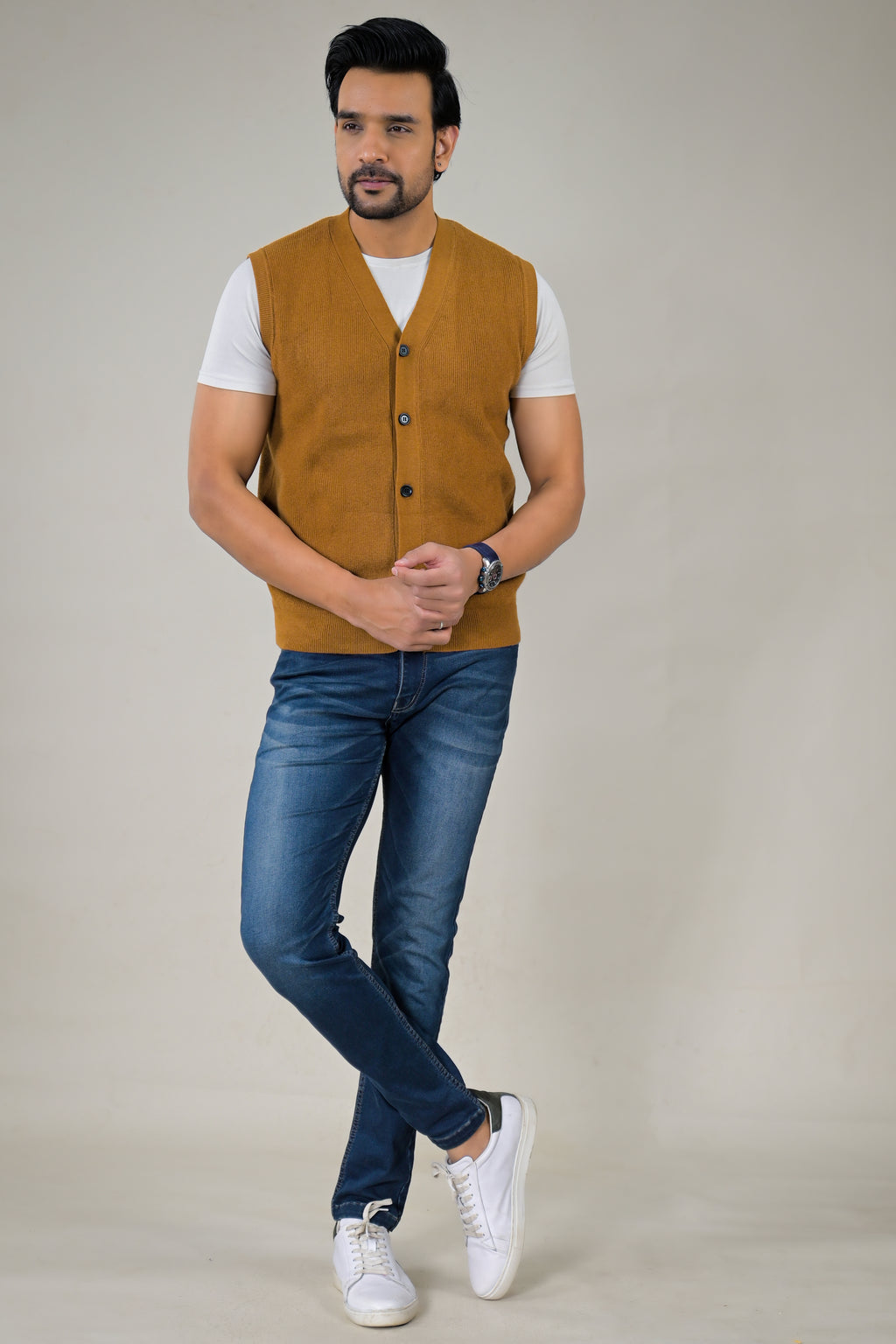 Soul Armor Men's Sleeveless V-Neck Cardigan Vest Classic Knit Button-Down Sweater Vest