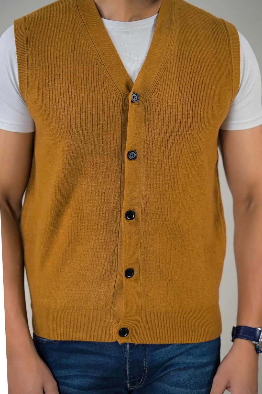 Soul Armor Men's Sleeveless V-Neck Cardigan Vest Classic Knit Button-Down Sweater Vest