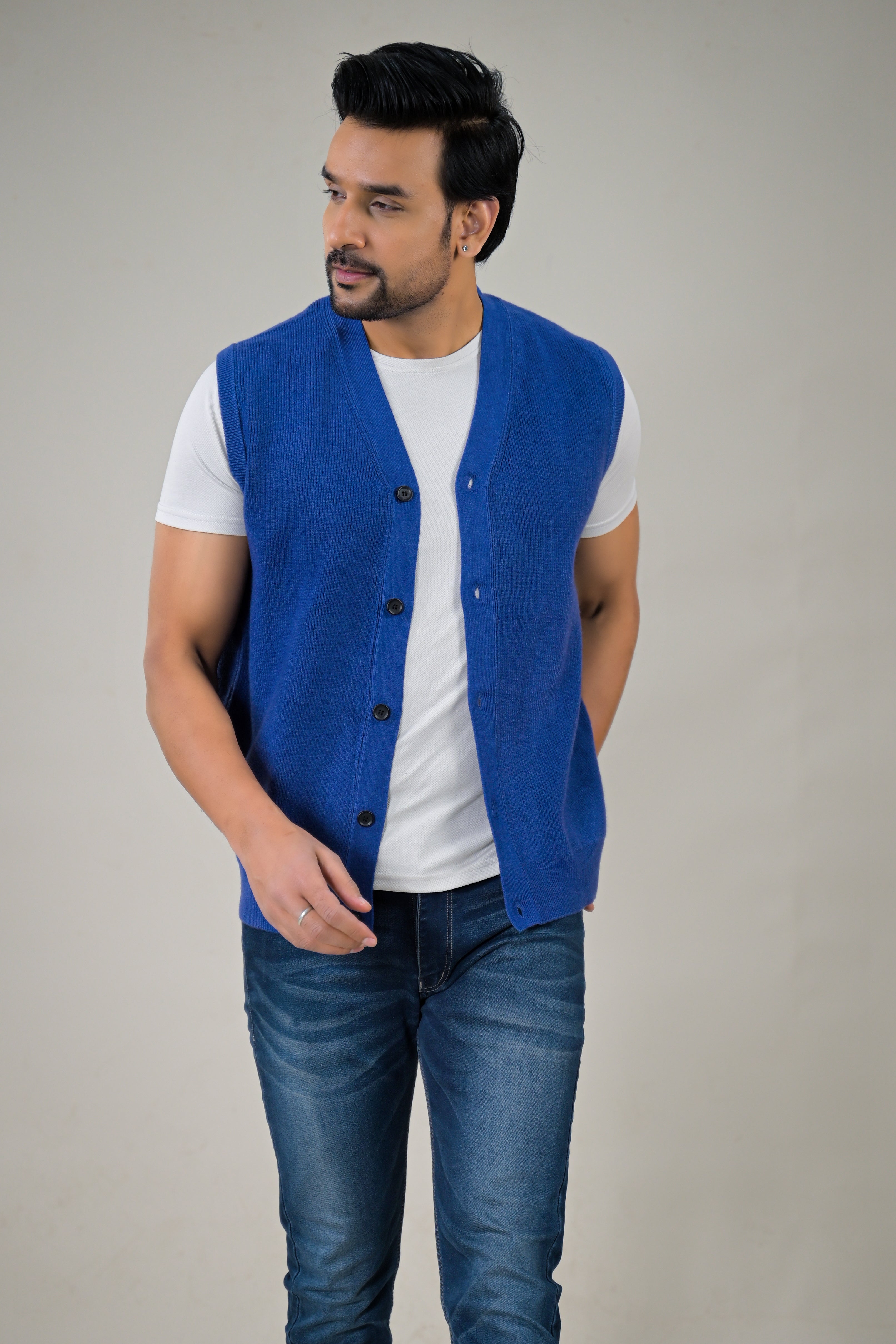 Soul Armor Men's Sleeveless V-Neck Cardigan Vest Classic Knit Button-Down Sweater Vest