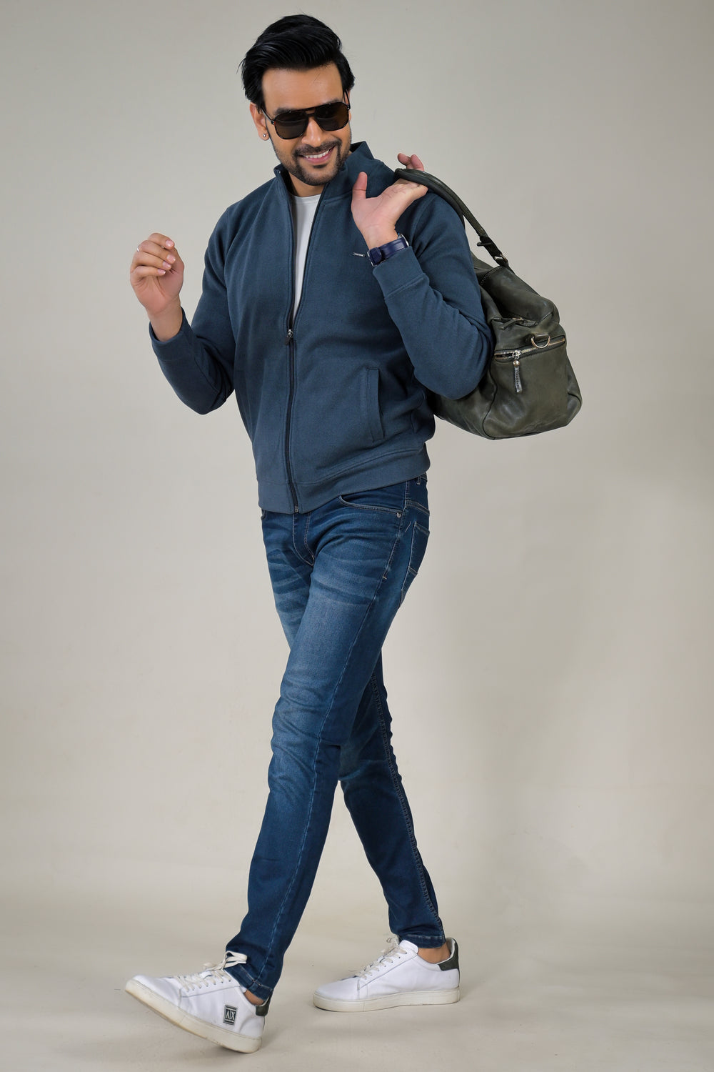Park- Avenue Men's Stand Collar Zip-Up Sweatshirt.