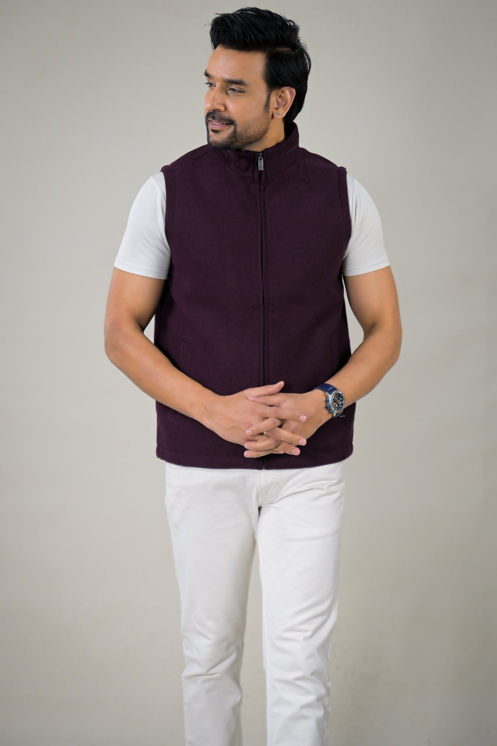Park-Avenue Men’s Solid Color Sleeveless Zip-Front Jacket.