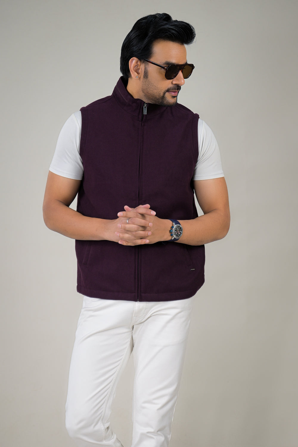Park-Avenue Men’s Solid Color Sleeveless Zip-Front Jacket.