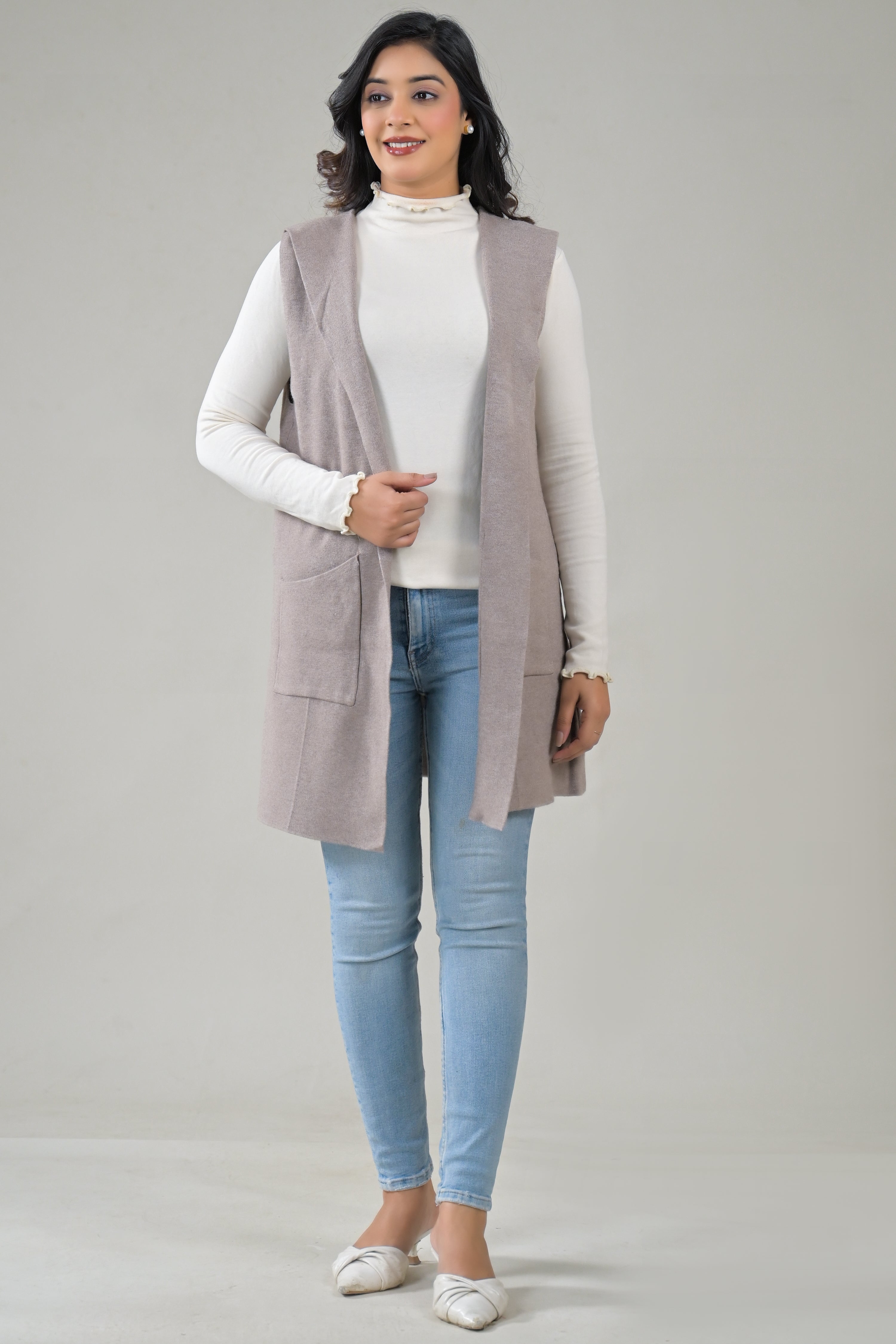 Soul Armor Solid Sleeveless Longline  with Front Pockets Winter Shrug