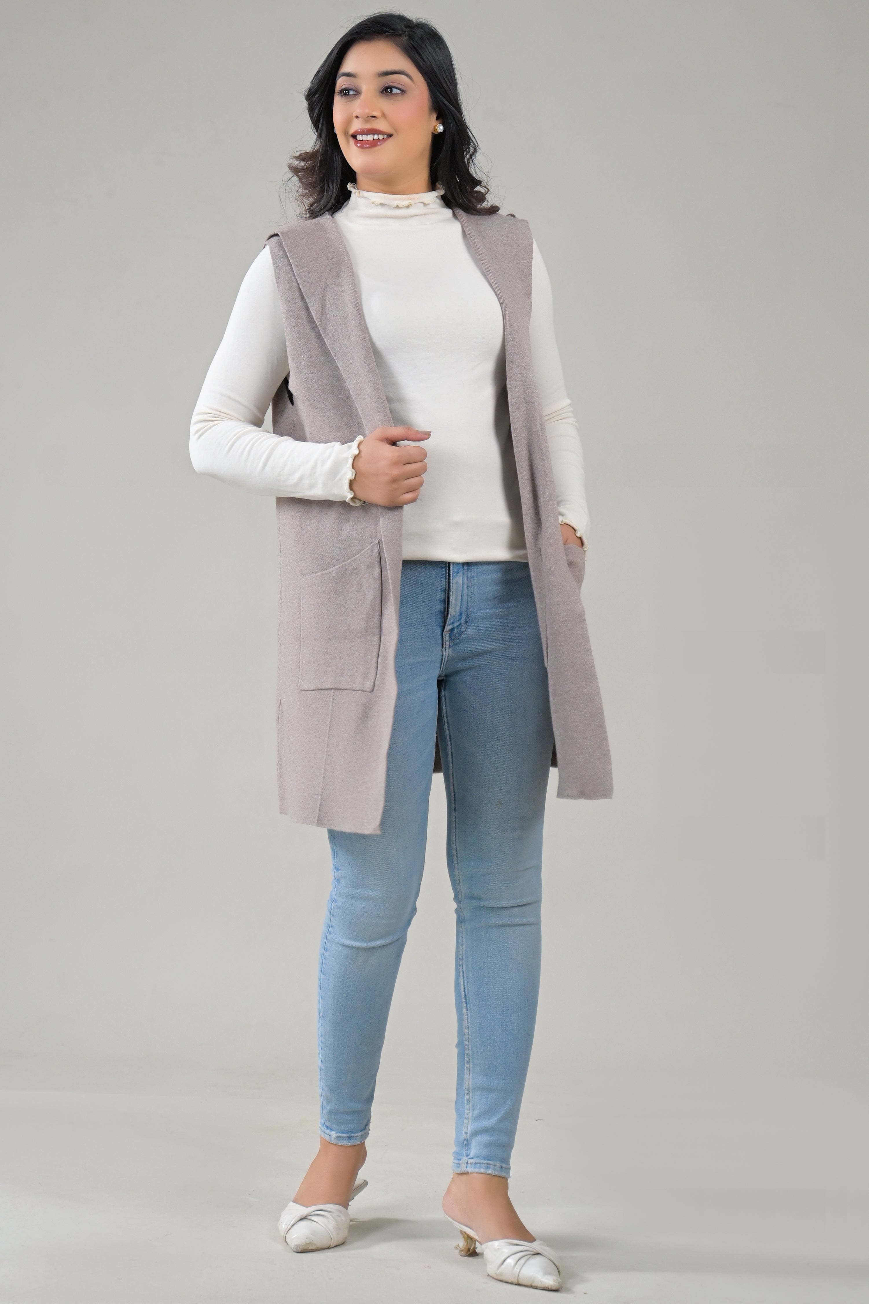 Soul Armor Solid Sleeveless Longline  with Front Pockets Winter Shrug