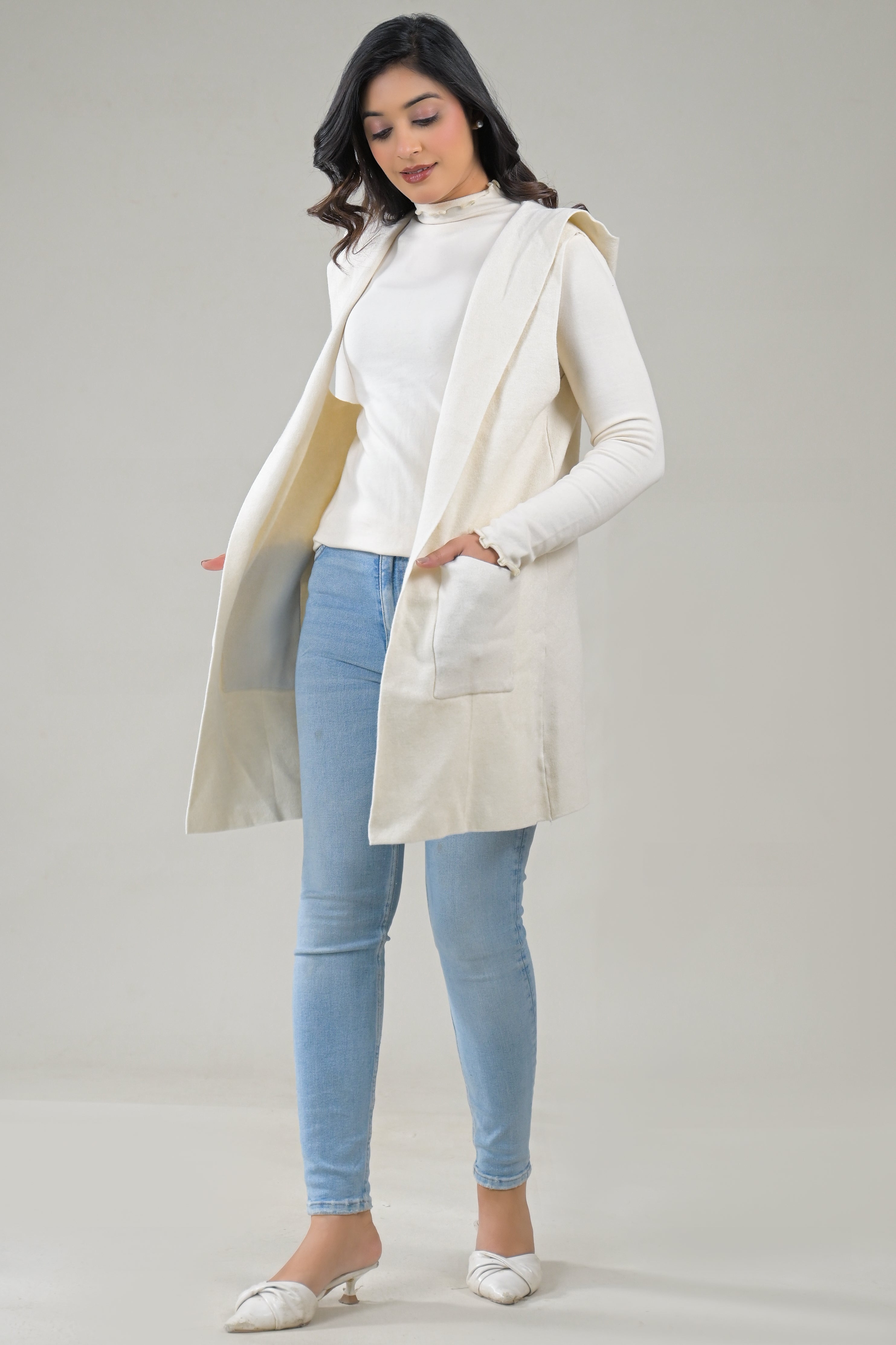 Soul Armor Solid Sleeveless Longline  with Front Pockets Winter Shrug