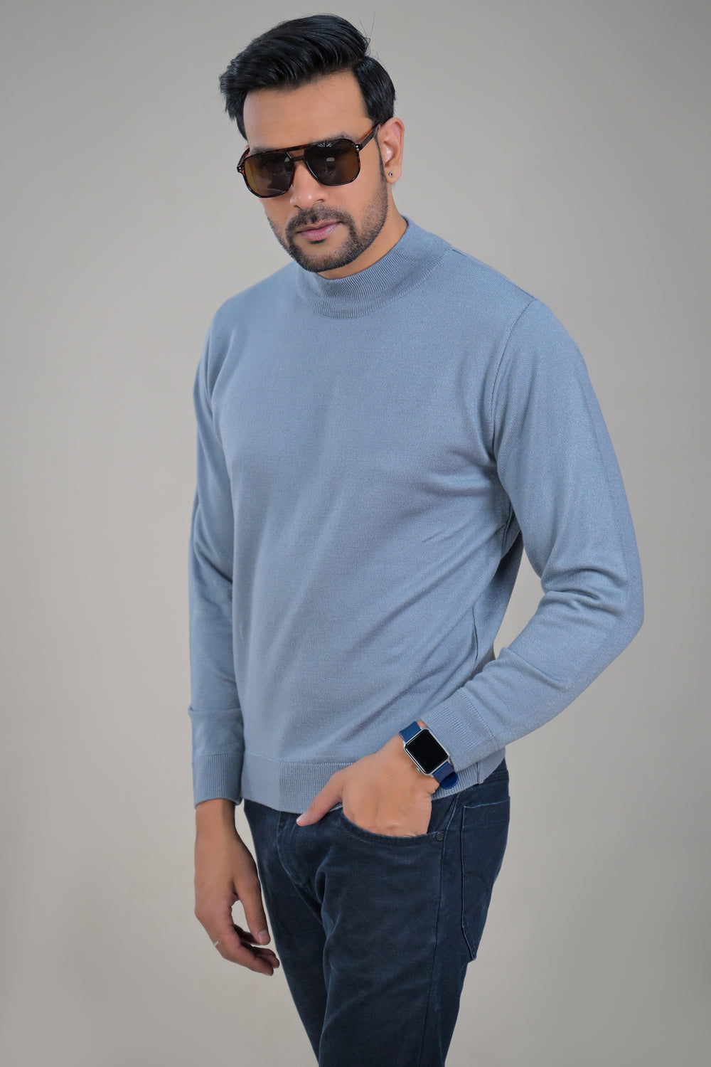 Elevate Classic Solid Turtle Neck Knit Mens Sweater