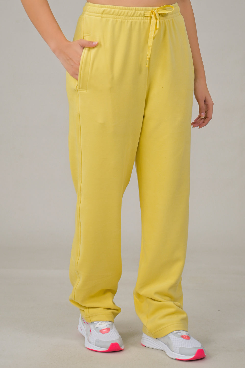 Soul Armor Women’s Modern Comfort Fit  Casual Lower Pants