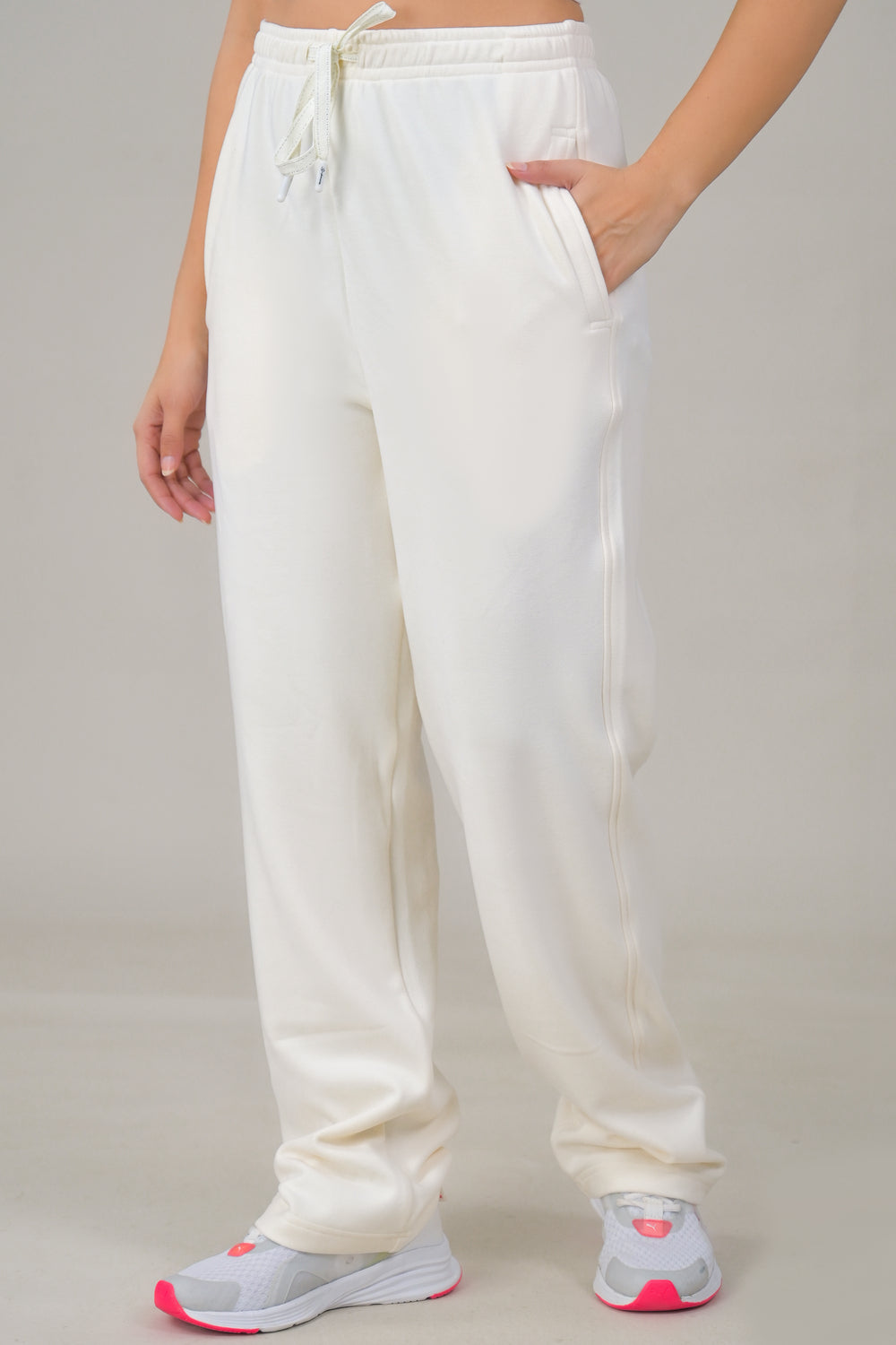 Soul Armor Women’s Modern Comfort Fit  Casual Lower Pants