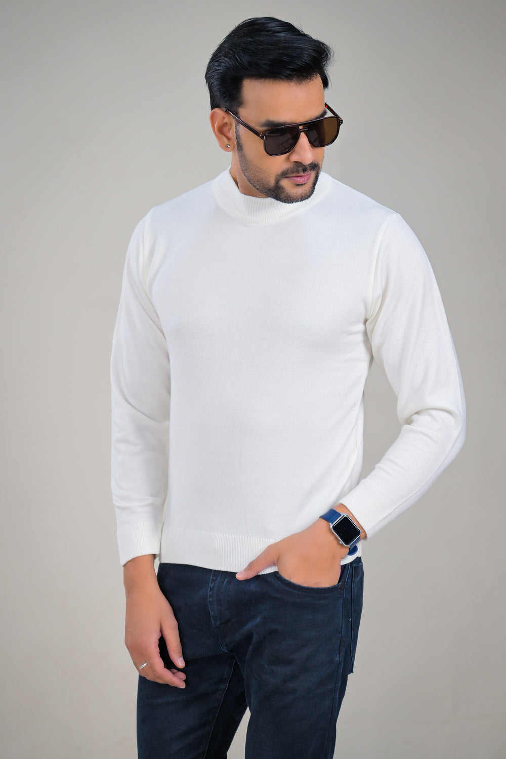 Elevate Classic Solid Turtle Neck Knit Mens Sweater