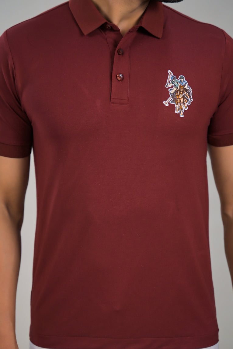 US Polo Mens Solid Textured Polo with Embroidered Chest Logo t-shirt