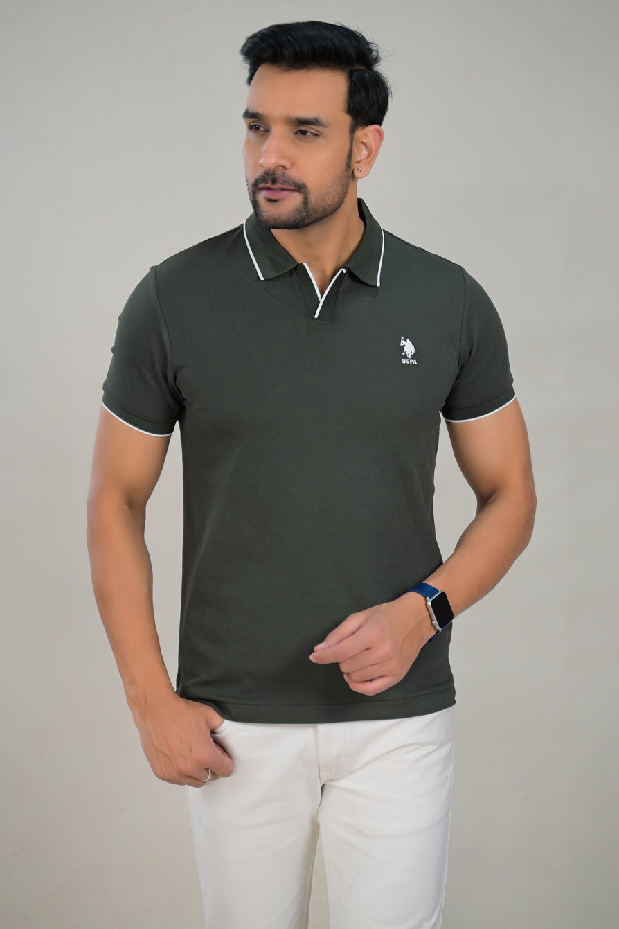 US Polo Mens Textured Knit Polo T-Shirt with Contrast Tipping