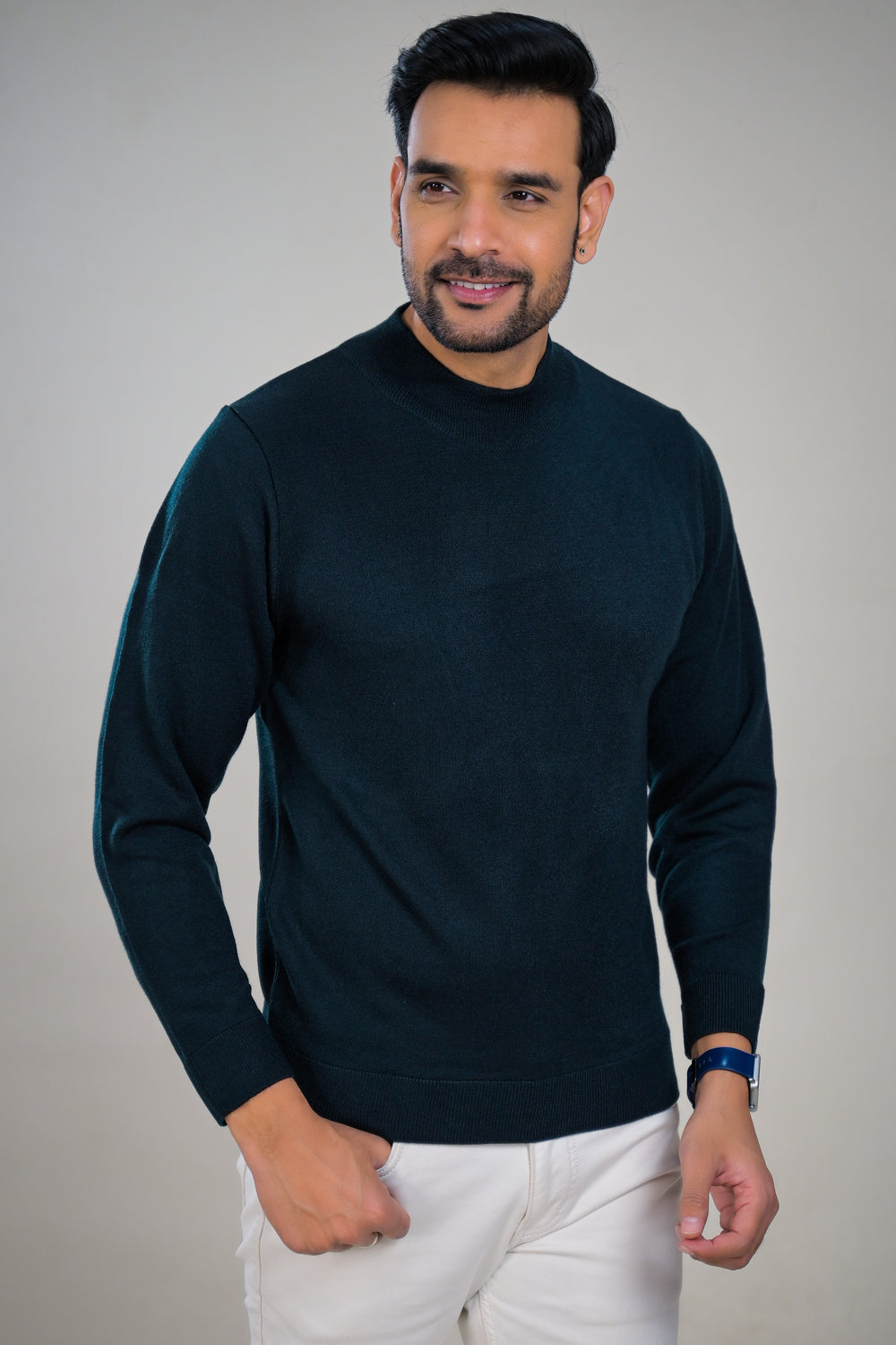 Elevate Classic Solid Turtle Neck Knit Mens Sweater