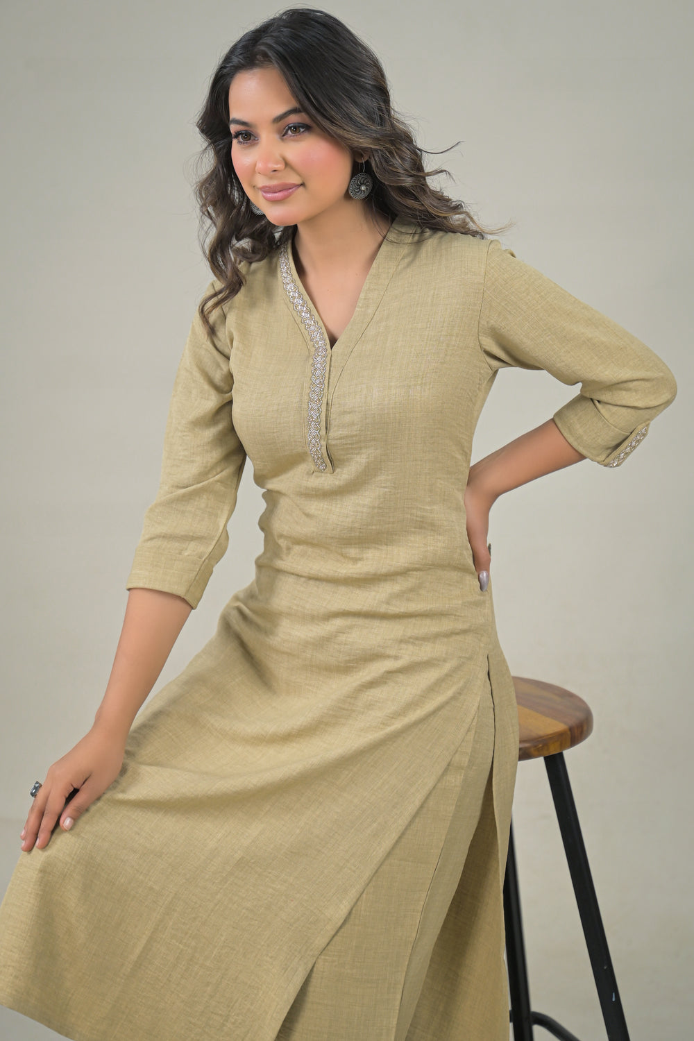 Soul Armor Classic Straight Kurta Pant Set with Embroidered Neck