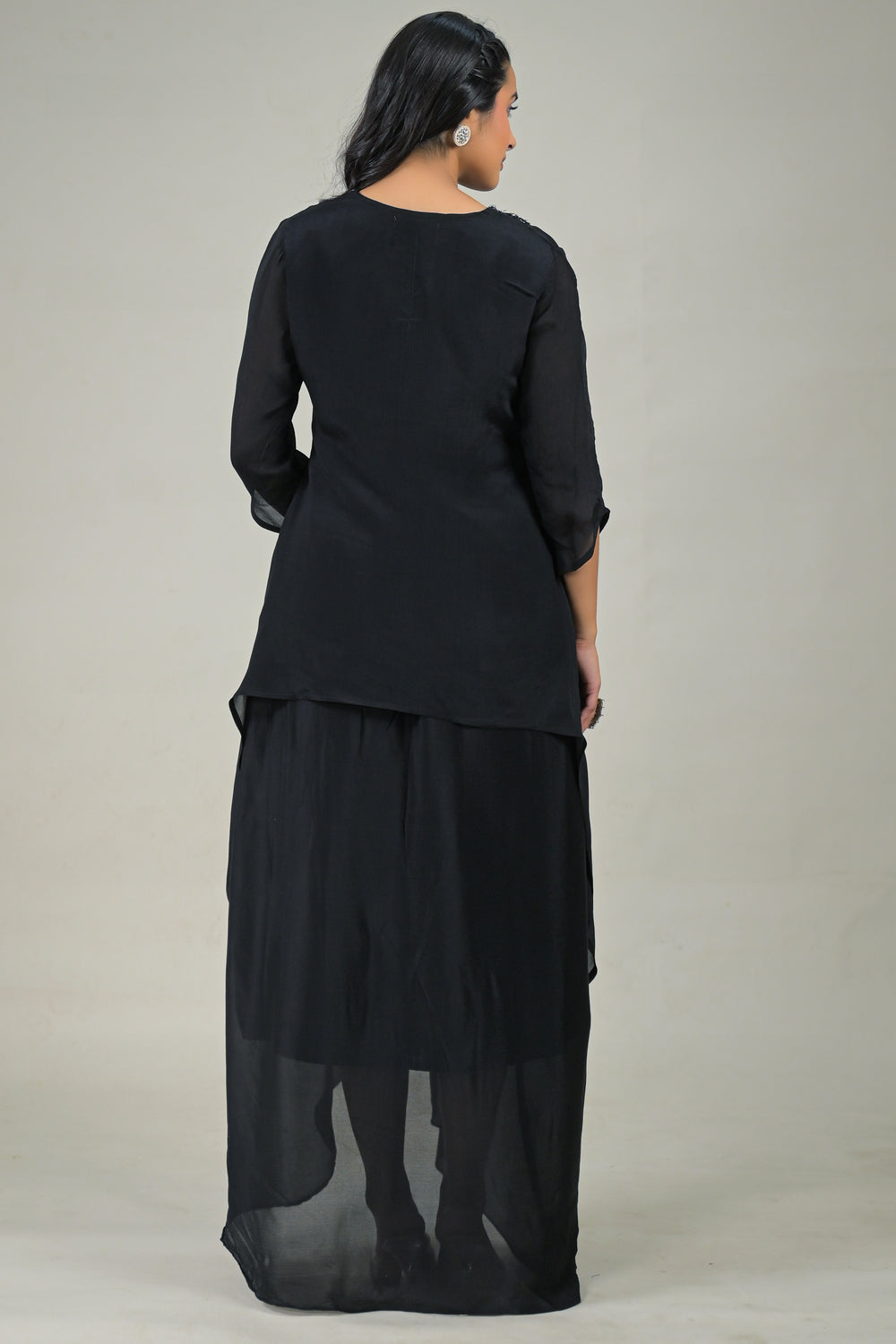 Soul Armor Elegant Solid Asymmetric Kurta Co-Ord Set