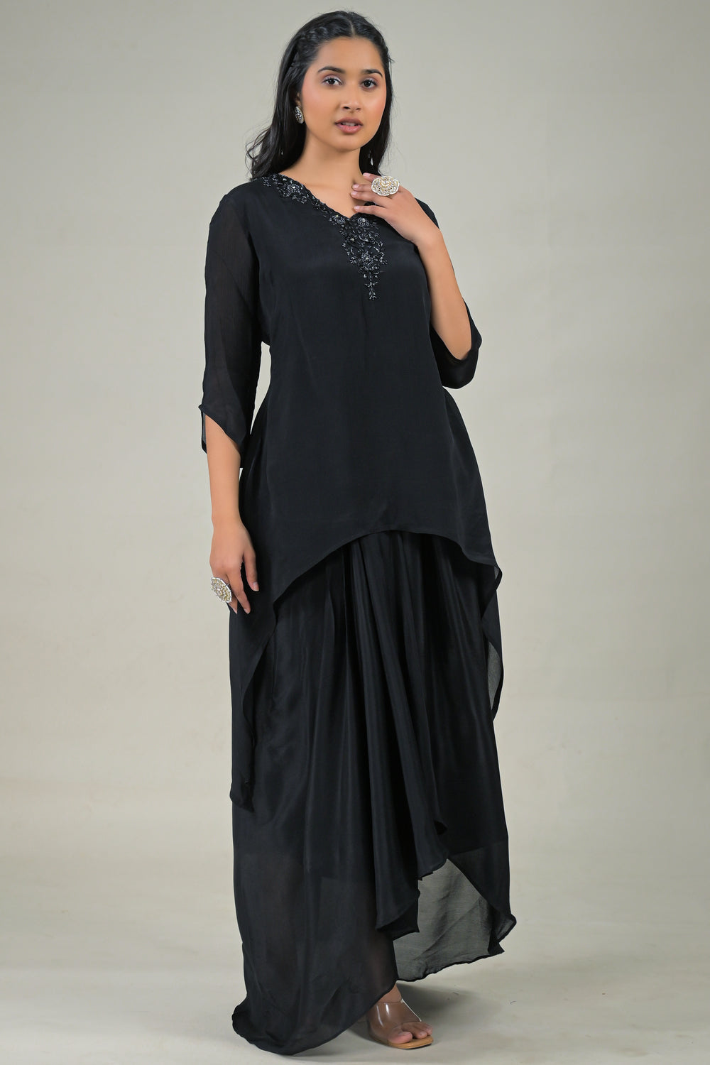 Soul Armor Elegant Solid Asymmetric Kurta Co-Ord Set