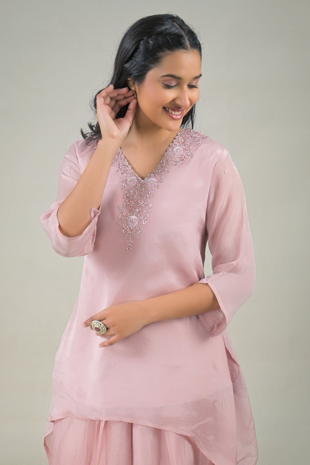 Soul Armor Elegant Solid Asymmetric Kurta Co-Ord Set