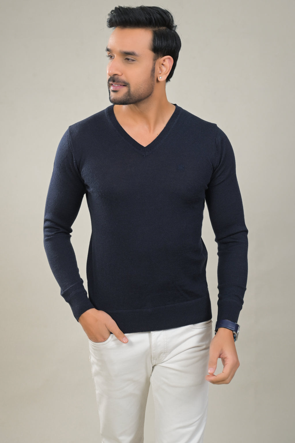 Raymond Solid V-Neck Knit Pullover Sweater