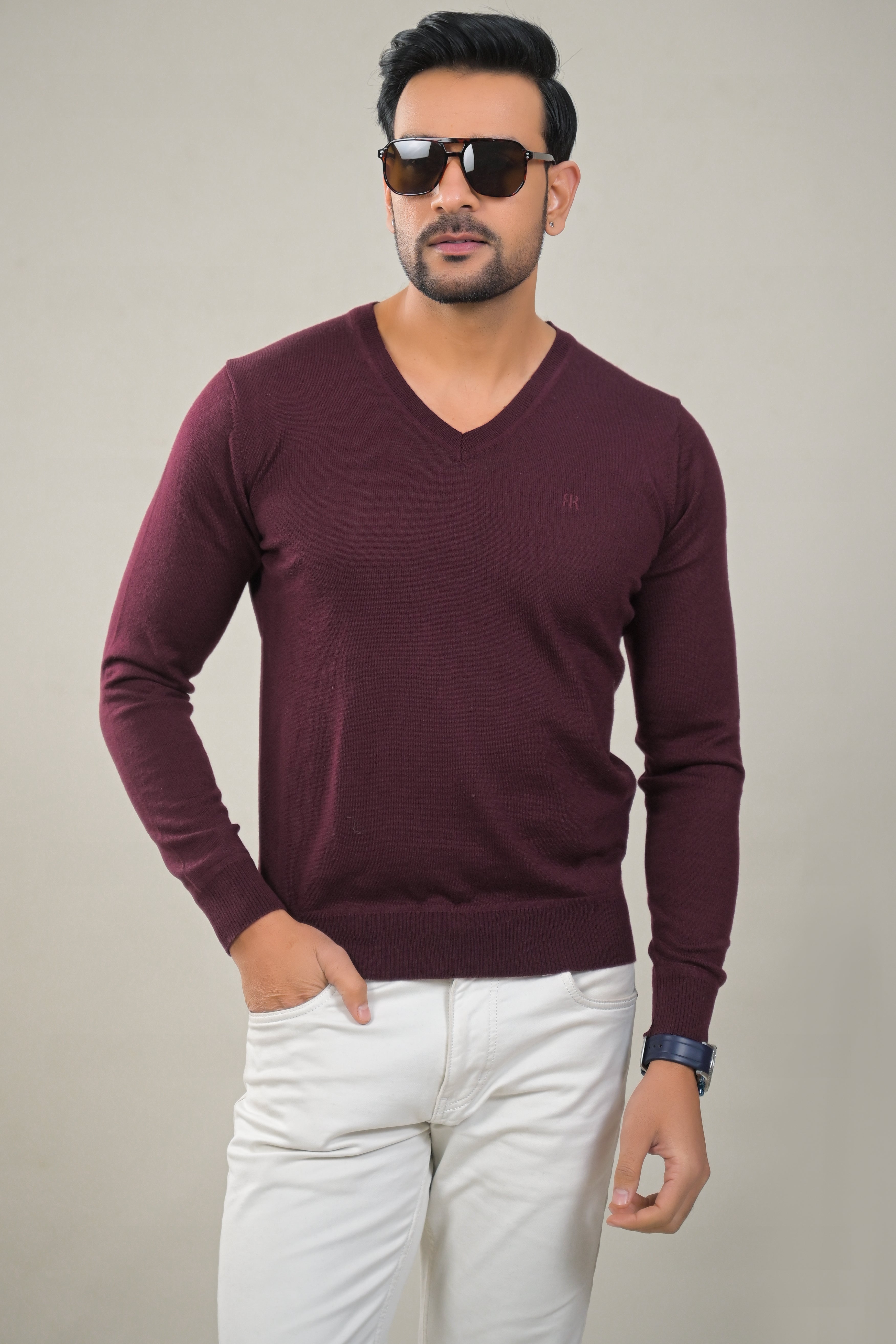 Raymond Solid V-Neck Knit Pullover Sweater
