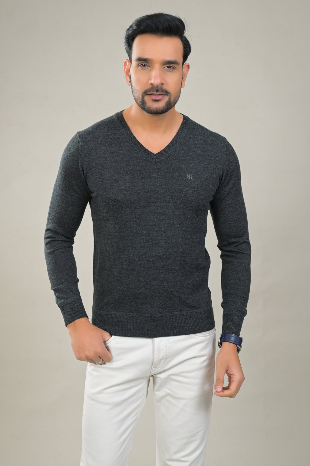 Raymond Solid V-Neck Knit Pullover Sweater