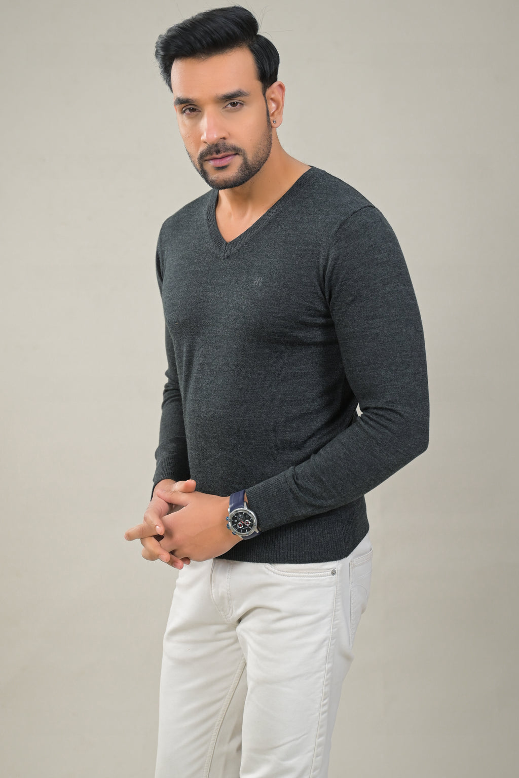 Raymond Solid V-Neck Knit Pullover Sweater