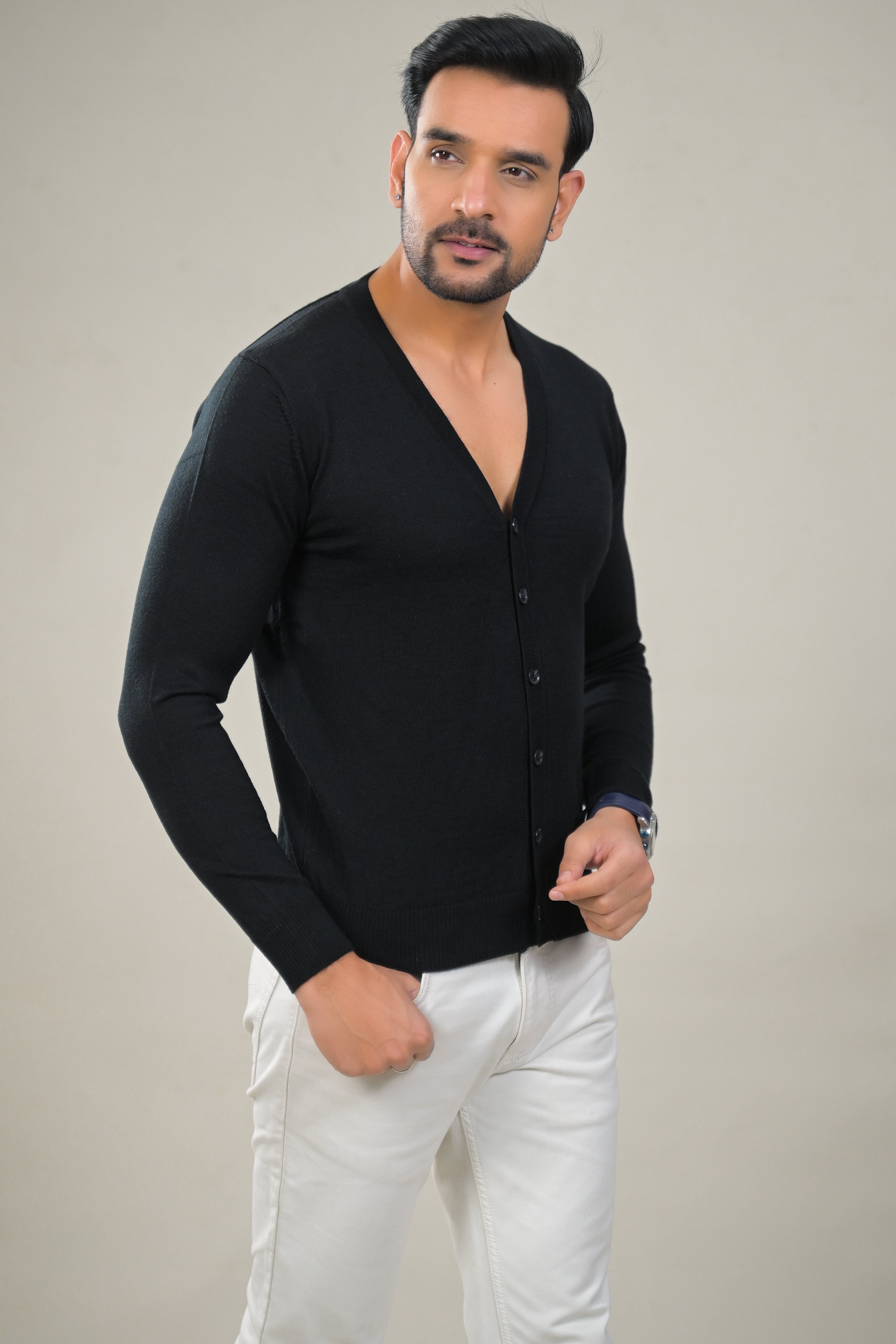 Raymond Solid V-Neck Buttoned Knit Cardigan Sweater