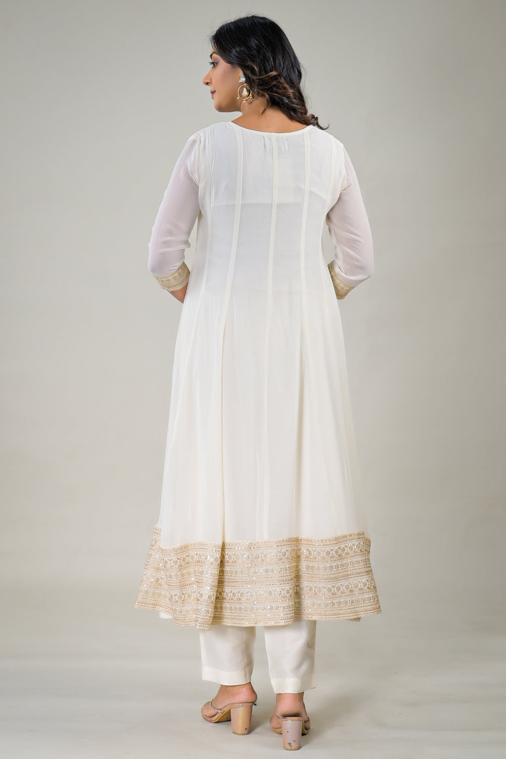 Soul Armor Premium Off-White Embroidered Kurta Set